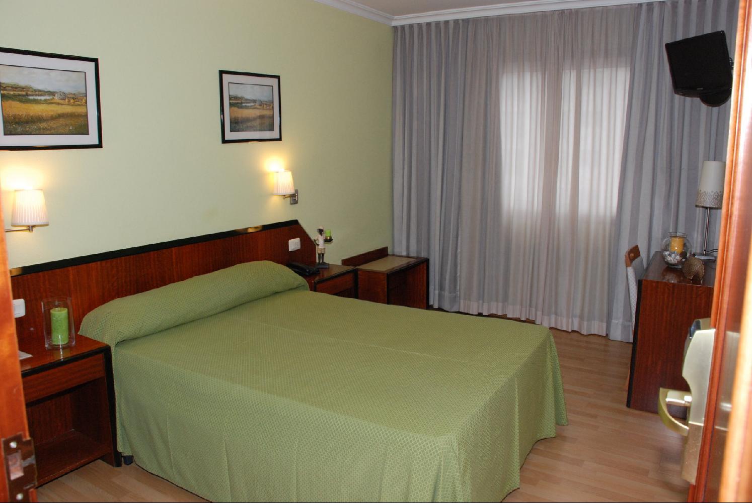 Hotel Atlantico Виго Екстериор снимка